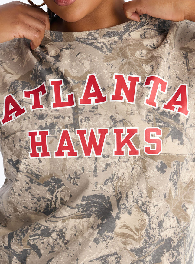 Fashion Nova Women's NBA Atlanta Hawks Camo Tee Camouflage