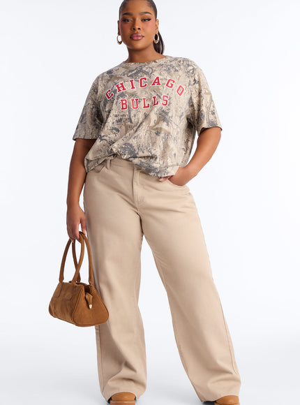 Fashion Nova Women's NBA Chicago Bulls Camo Tee Camouflage