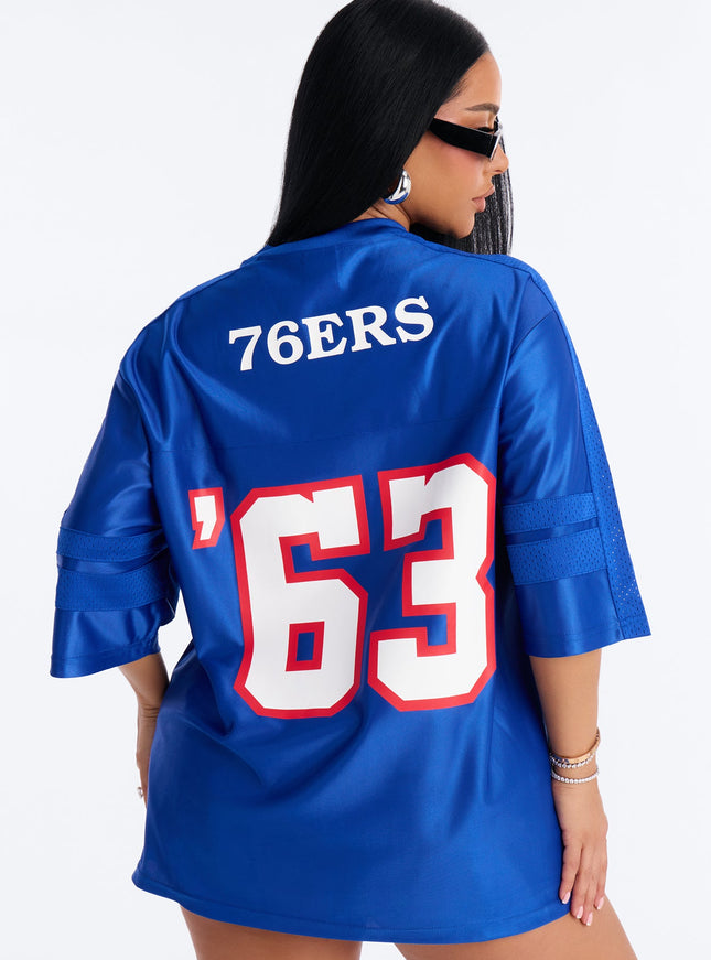 Fashion Nova Women's NBA 76ers Oversized Mesh Tee Royal