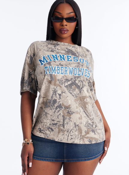Fashion Nova Women's NBA Timberwolves Camo Tee Camouflage