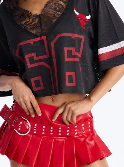 Fashion Nova Women's NBA Chicago Bulls Cropped Top Black