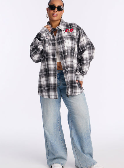 Fashion Nova Women's NFL Buccaneers Plaid Flannel Black Combo