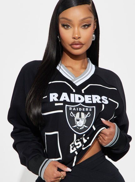 Fashion Nova Women's NFL Las Vegas Raiders Sweatshirt Black
