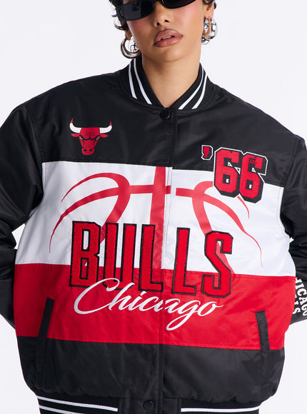 Fashion Nova Women's NBA Chicago Bulls Twill Jacket Black