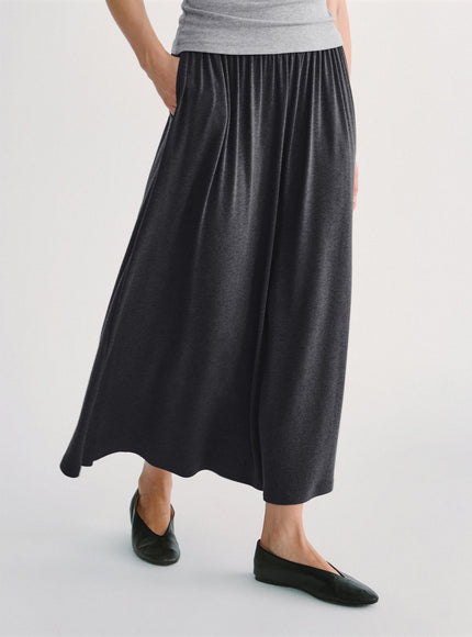 Mid-Rise Ruched A-Line Midi Skirt with Pockets