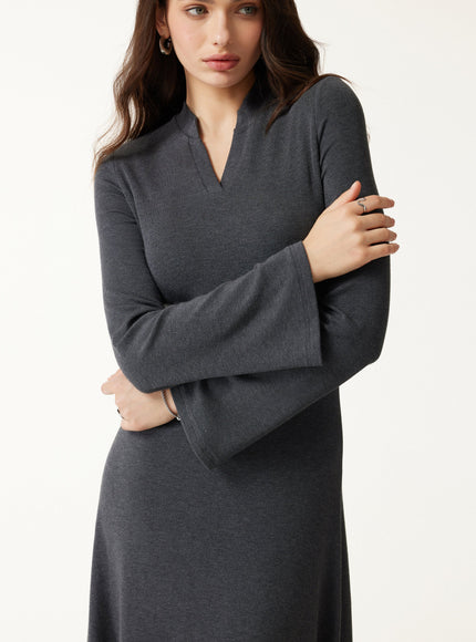 V-Neck Long Sleeve Flowy Midi Built-In Bra Dress